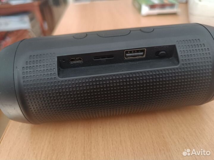 Колонка JBL