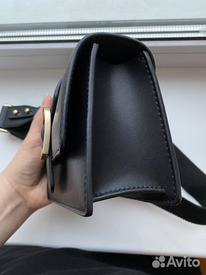 Сумка женская черная Charles&Keith