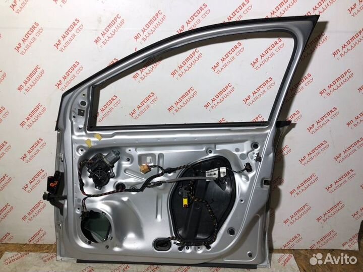 Дверь боковая передняя правая Volkswagen Polo