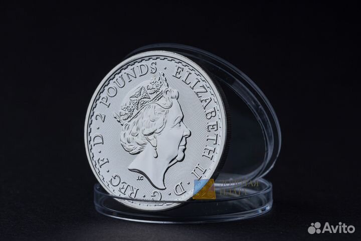Серебряная монета британия