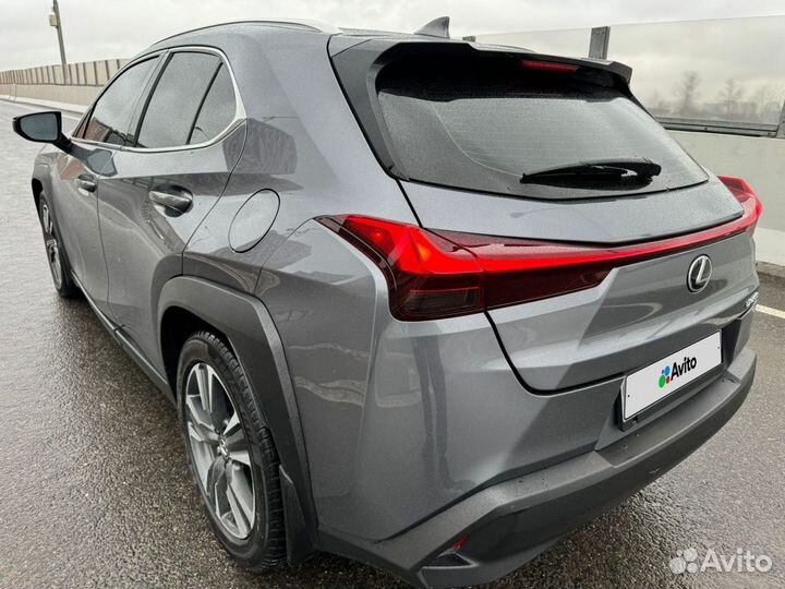 Lexus UX 2.0 CVT, 2018, 78 000 км