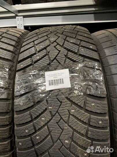 Pirelli Scorpion Ice Zero 2 255/55 R19 111H