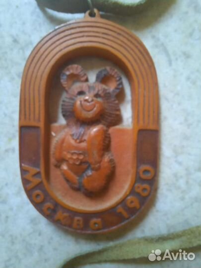 Значок олимпиада кулон Мишка СССР
