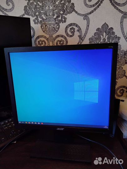 Монитор Acer 17