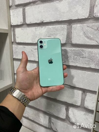iPhone 11, 64 ГБ