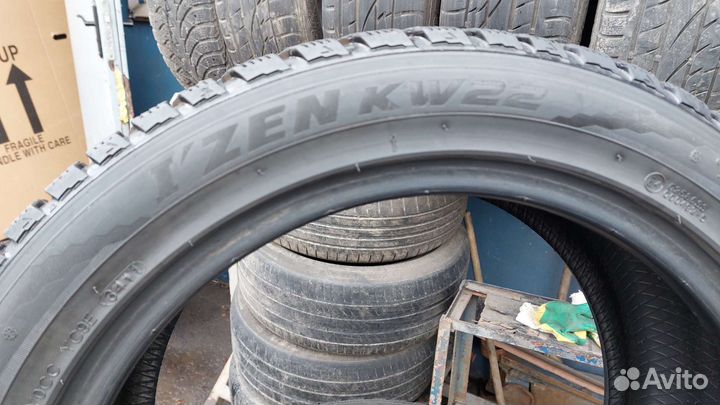 Kumho I'Zen KW22 215/50 R17 95T