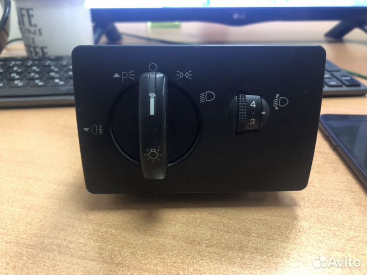 Переключатель света Ford Focus 2