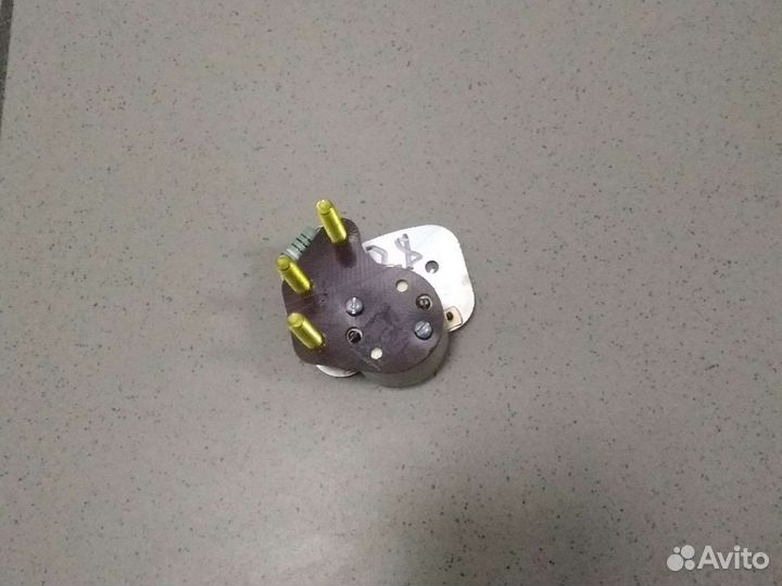 Указатель давления масла газ