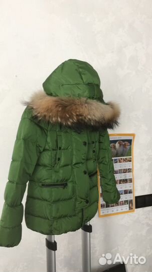 Пуховик Moncler на девочку р 140