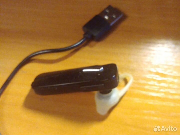 Беспроводная гарнитура наушник