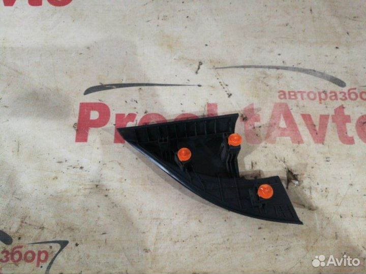 Угловая накладка стекла двери передняя левая Kia