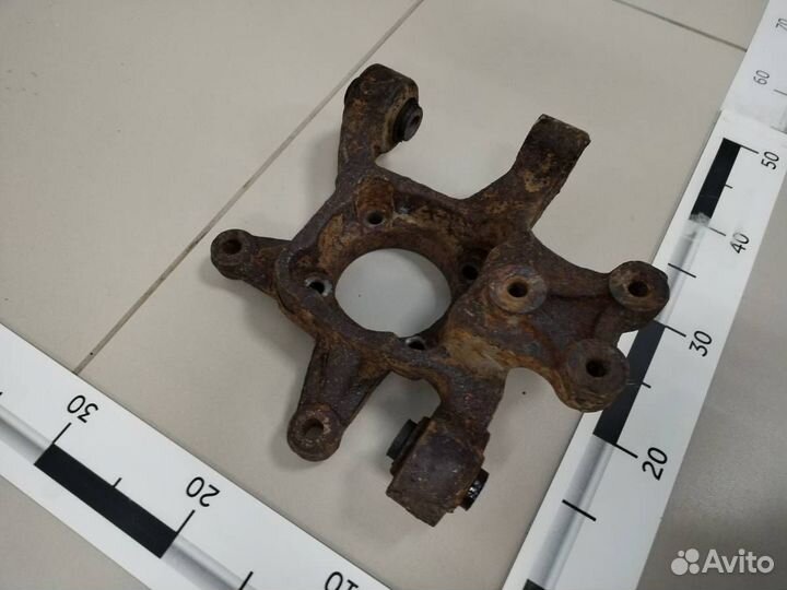 Кулак поворотный задний правый, Chevrolet Captiva