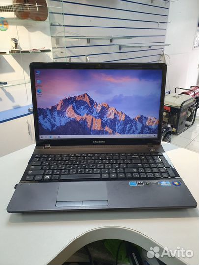 Samsung NP300 i3-2350m/8gb/2video/500gb/15.6