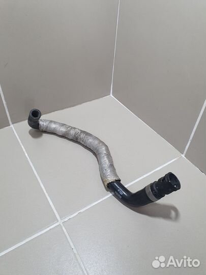 Патрубок отопителя Volvo S40 / Ford Focus 2