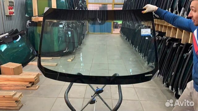 Лобовое стекло Джили Эмгранд