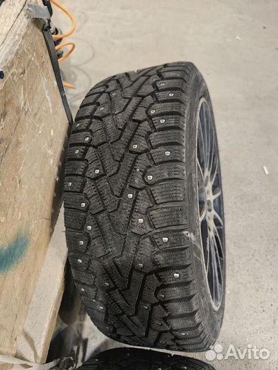 Pirelli Ice Zero 225/45 R17 94T