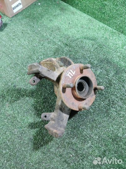 Кулак поворотный передний левый Ford Focus 1 1.8