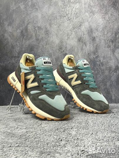 Кроссовки New Balance 1300