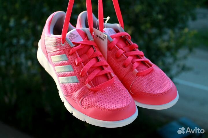Кроссовки Adidas (Оригинал)