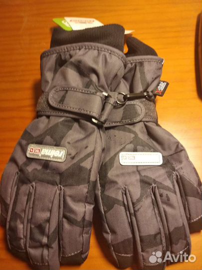 Перчатки зимние финские reima, новые, размер 4