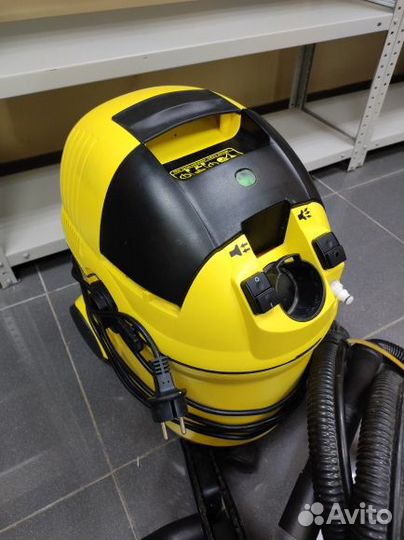 Моющий пылесос Karcher SE 3001 (6901\980)