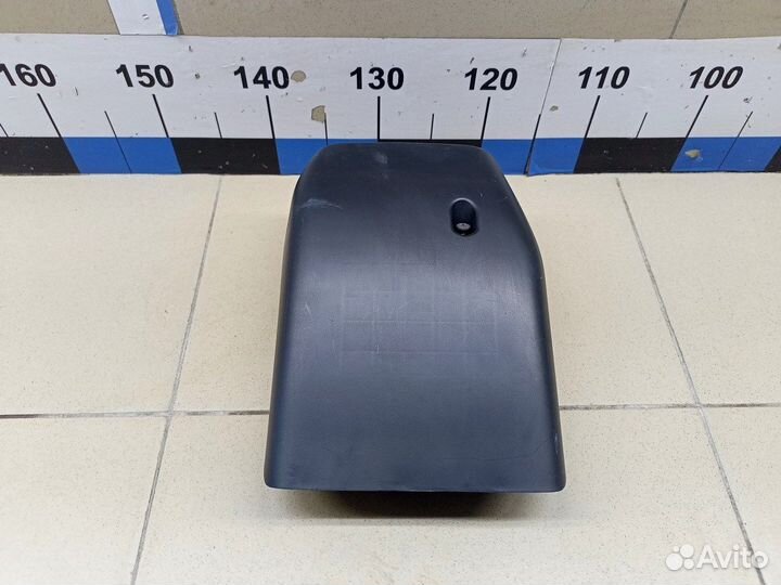 Кожух рулевой колонки нижний Land Cruiser (150) -P