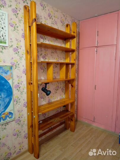 Стеллаж деревянный для книг