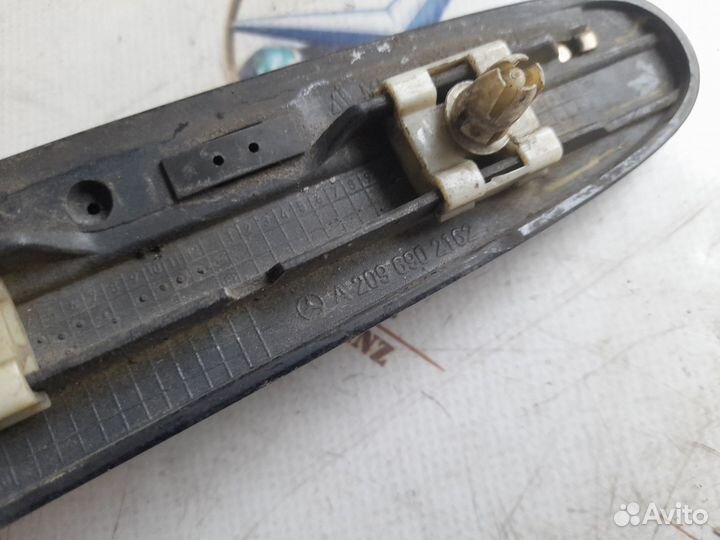 Мерседес CLK Молдинг крыла передний левый