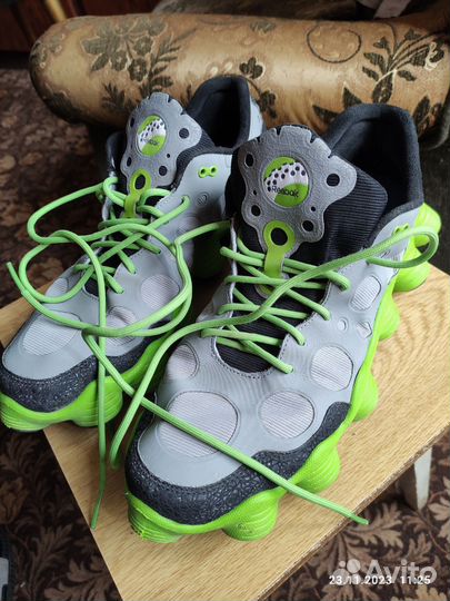 Кроссовки Reebok ATV 19