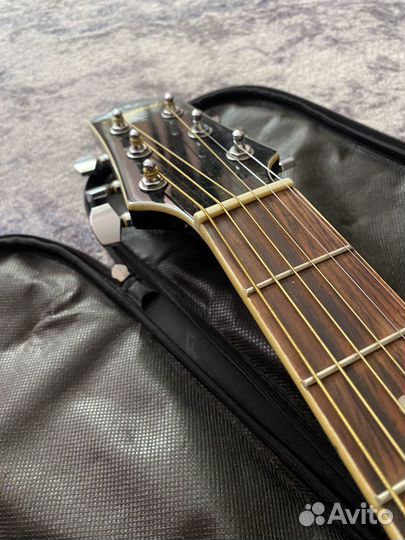 Гитара новая