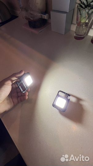 Брелки. фонарик
