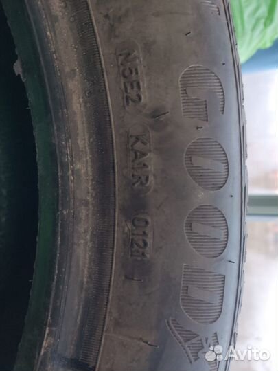 Goodyear Vector 4Seasons Gen-2 SUV 215/55 R18