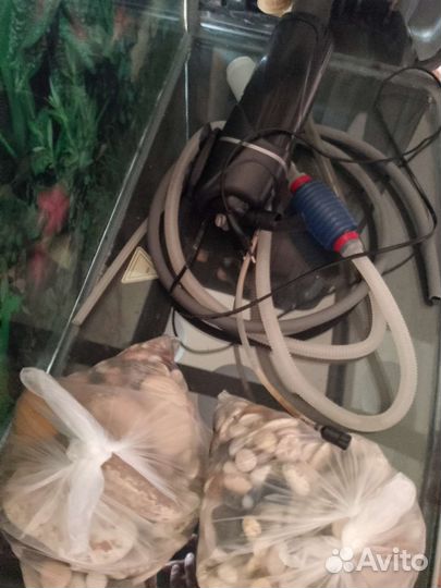 Аквариум со всеми принадлежностями