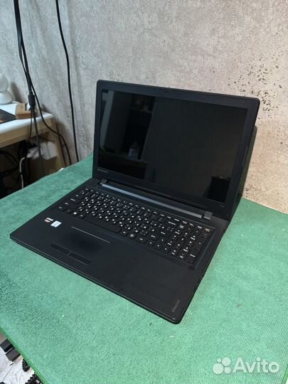 Быстрый Lenovo i7 6500, 8Gb, SSD+HDD, R5 m330 1Gb