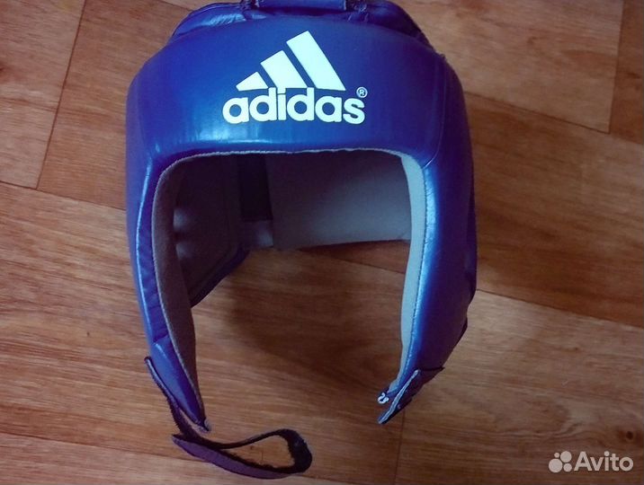 Боксерский шлем adidas