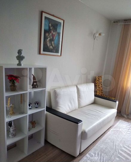 2-к. квартира, 43 м², 4/4 эт.