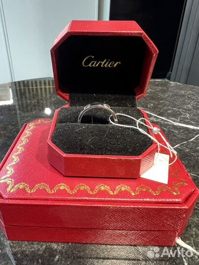 Золотое кольцо cartier