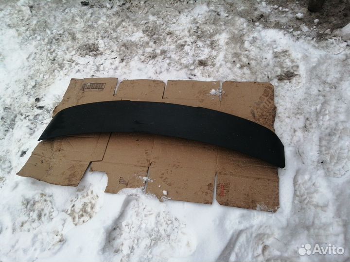 Спойлер крышки багажника Ford Focus 2