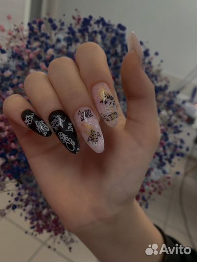 Маникюр и педикюр