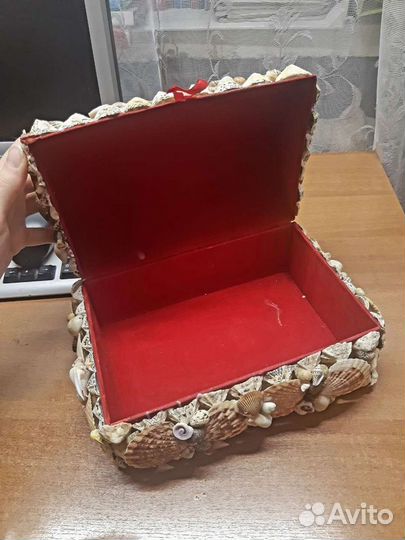 Шкатулка из ракушек