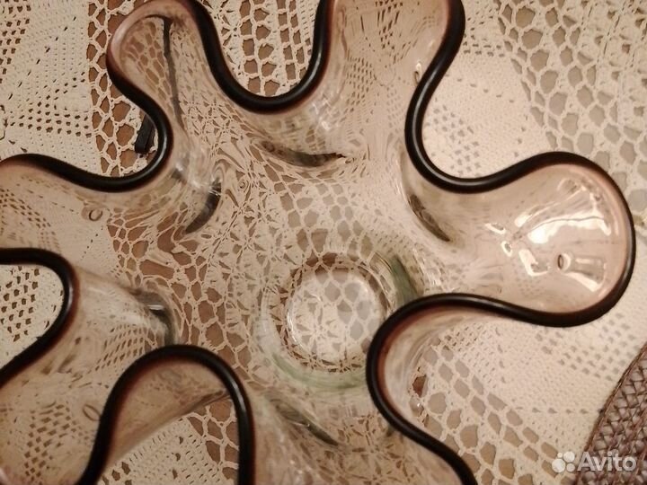 Ваза цветное гутное стекло Победа