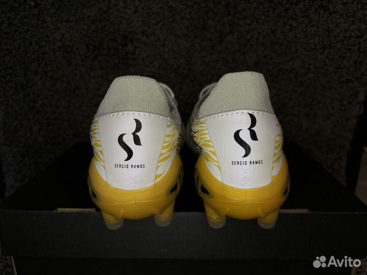 Бутсы Mizuno Morelia Neo 2