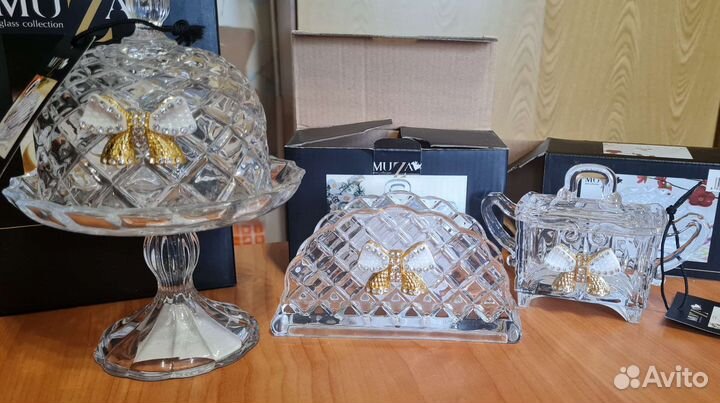 Новая посуда в коробке