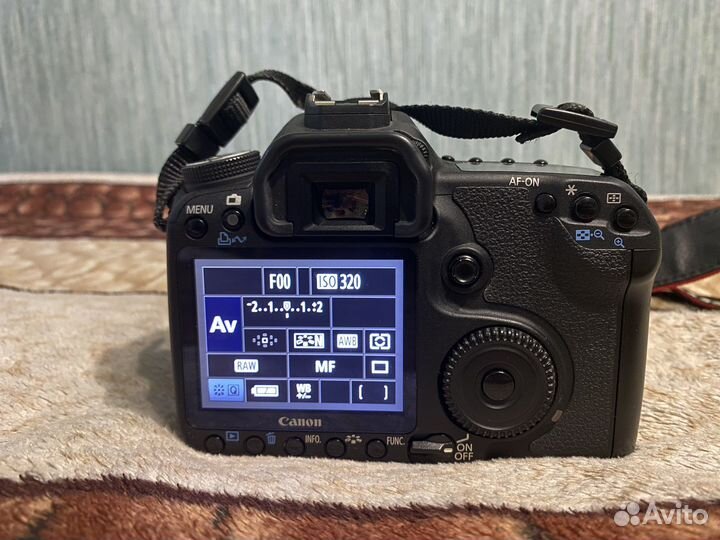 Зеркальный фотоаппарат Canon EOS 50D (пробег23711)