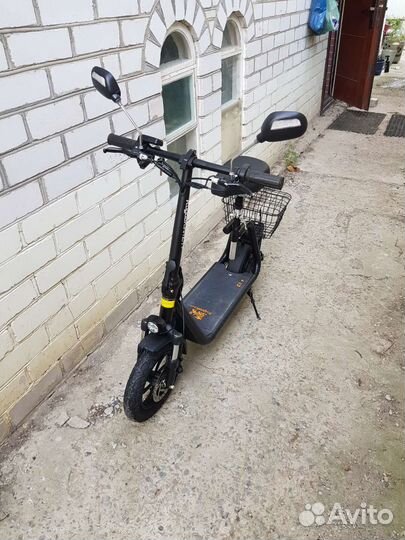 Самокат взрослый электрический бу