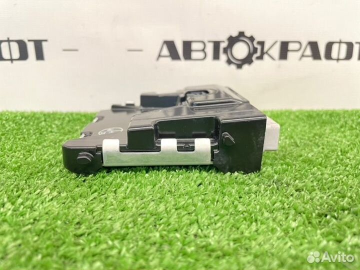 Камера переднего вида Toyota Land Cruiser Prado