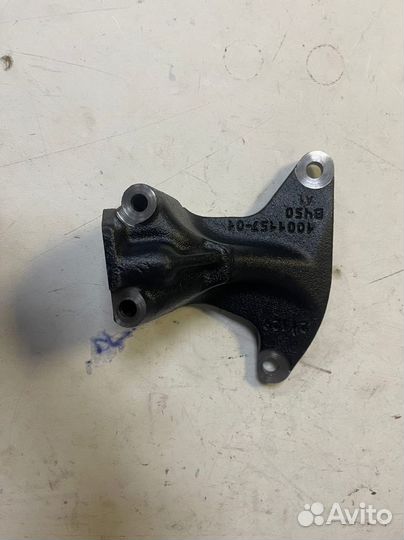 Кронштейн правой опоры двигателя Лада Веста X RAY