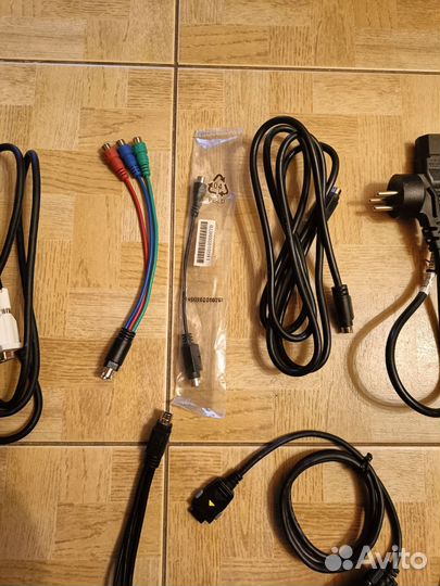 Кабели, переходники, разветвители, web-камера