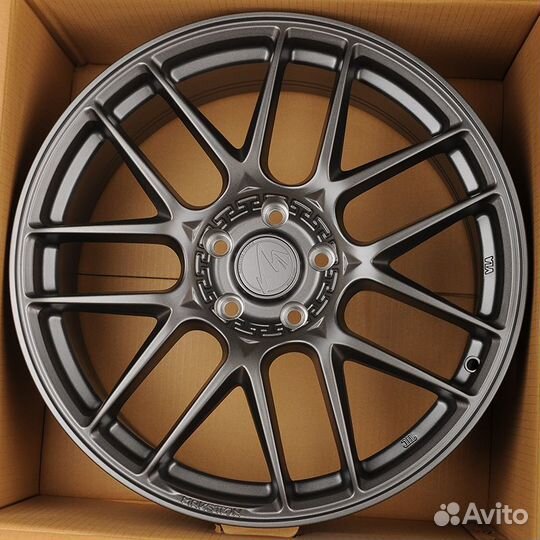 Диски Land Rover Jaguar Volvo R18