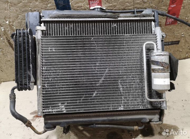 Радиатор suzuki jimny 2004 год jb23